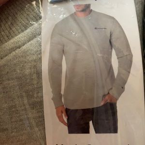 Champion men’s crew neck small gray